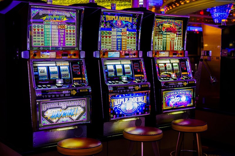 Kumpulan Link Slot Resmi: Kemudahan Deposit Pulsa Tanpa Ribet Setiap Hari